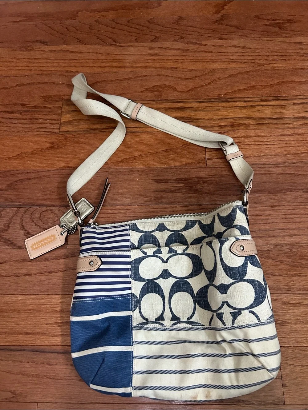 Vintage Coach Patchwork Signature Canvas Crossbody Bag Navy White Leather